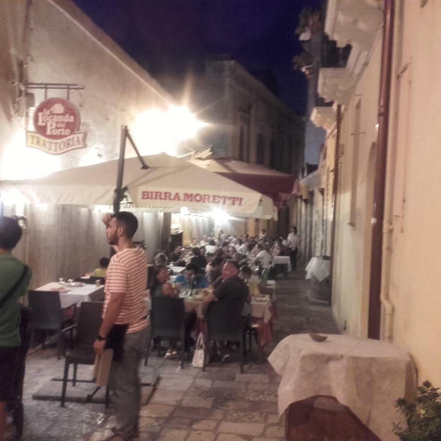 Il Cortile Della Monaca Bed & Breakfast Brindisi Exterior foto